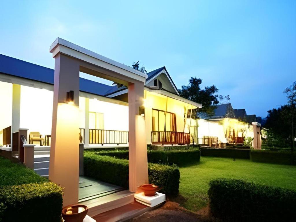 The Forest Home Resort Nakhon Nayok Exterior photo